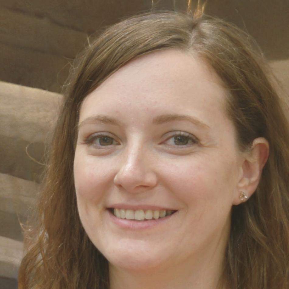 Helena Marsden, Senior Financial Analyst